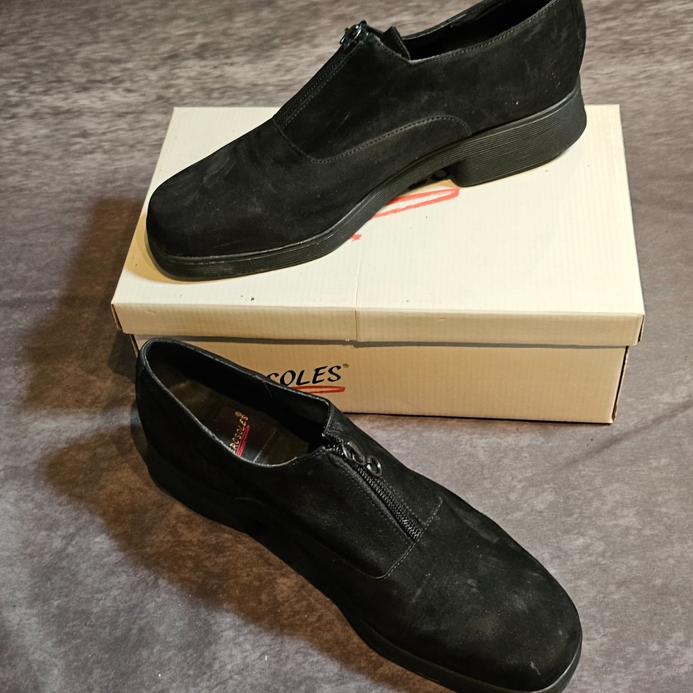 VTG Aerosoles Rib It Black Suede Front Zip Slip On Loafers Shoes Women's SZ 10B